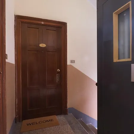 Cozy Two-bedroom In Citta Studi Area Daire Milano