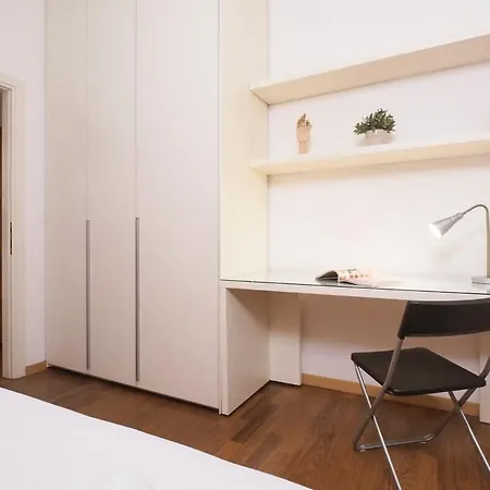 Cozy Two-bedroom In Citta Studi Area Apartment